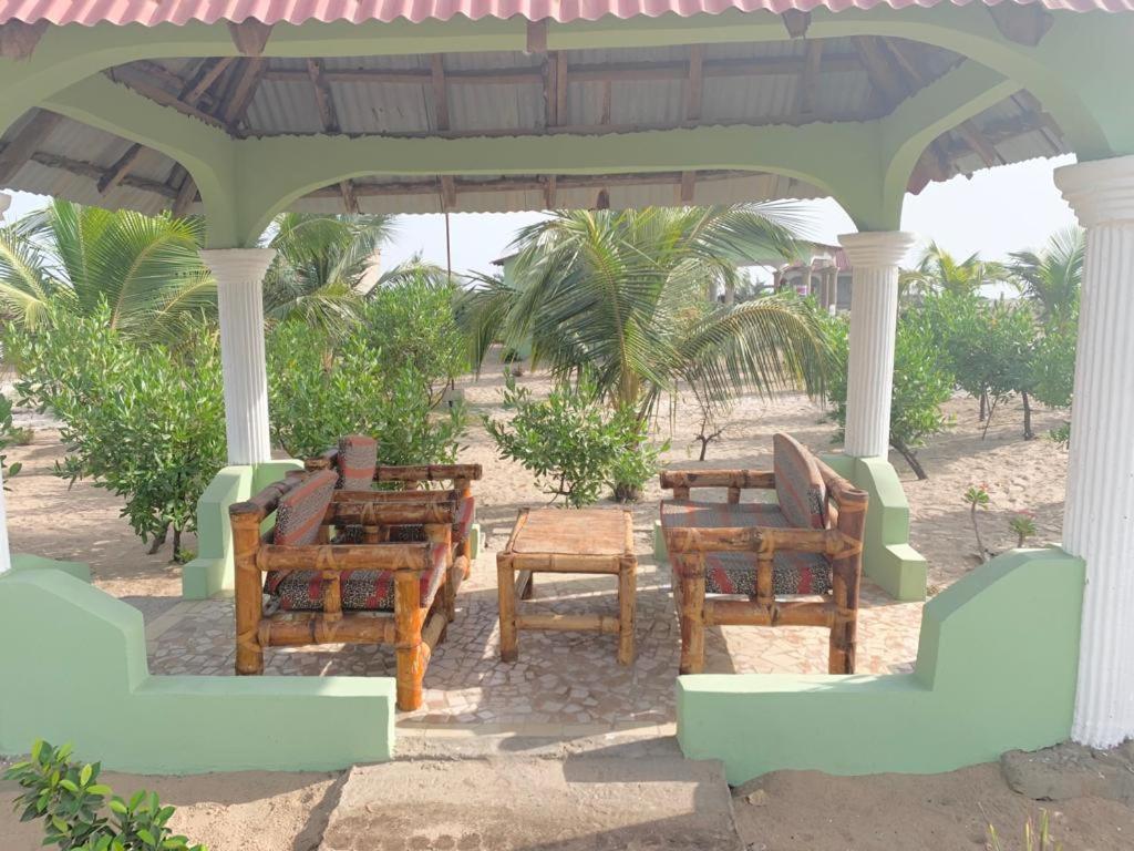 Bosofet Beach And Creek Lodge Sanyang Exterior foto