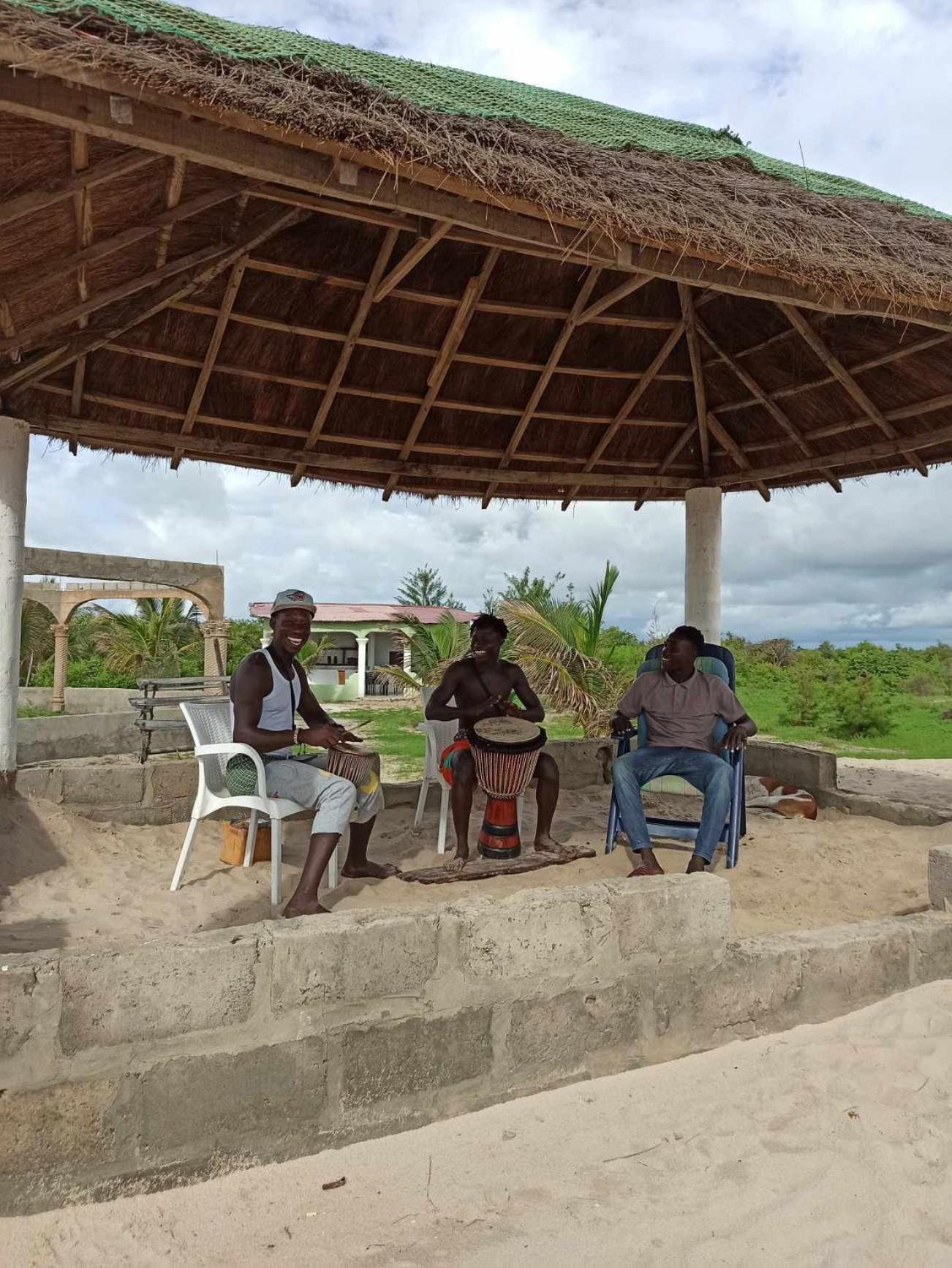 Bosofet Beach And Creek Lodge Sanyang Exterior foto